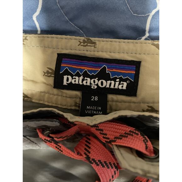 Patagonia Shorts Mens 28 Gray Nylon Outdoor Hiking Swim Board Waverfarer 86660 - Picture 6 of 7